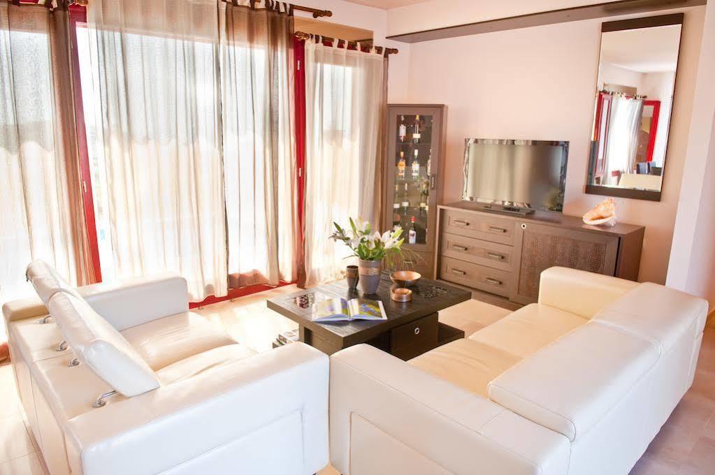 Spilia Bay Villas Pefki  ภายนอก รูปภาพ